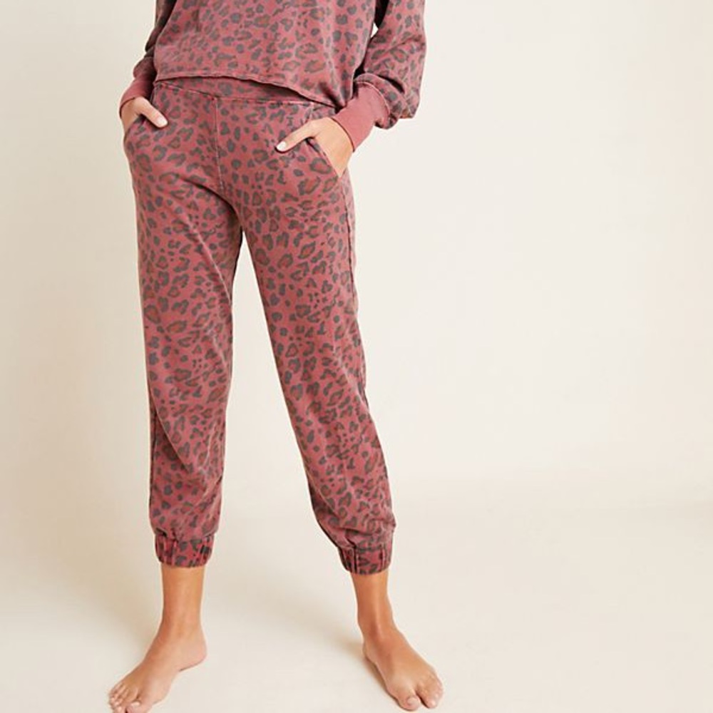Sundry Leopard Joggers